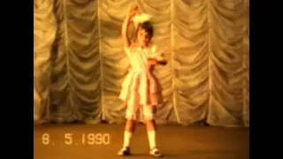 Танцуют дети. 1990 год. смотреть онлайн