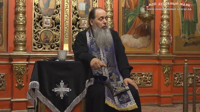 Можно ли носить нательный крест без распятия?