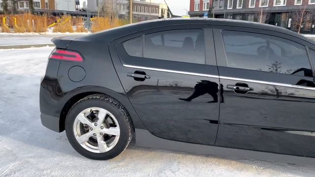 Chevrolet Volt I, 2014 смотреть онлайн
