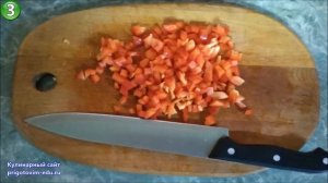 Салат из копченой курицы с пекинской капустой и виноградом. Видео рецепт