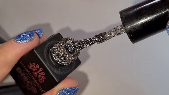 Как правильно наносить светоотражающий гель-лак? Обзор гель-лаков Disco от Global Fashion.