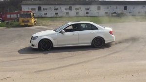 Mercedes-Benz C63 AMG (530 bhp) - drifting, test drive