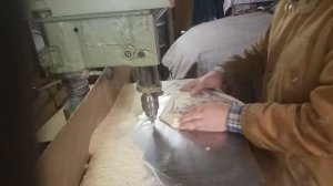 Сверлильный станок 2М112 - выполнение фрезерных работ по деревообработке концевыми фрезами.