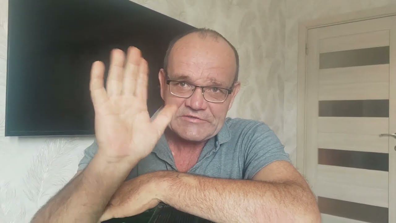 Астрахань моя. Слова и музыка Н. Здоровцев. У рояля автор ) смотреть онлайн