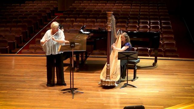 Mozart - Flute and Harp Concerto, K. 299 смотреть онлайн