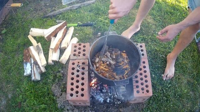 Готовим вкусный плов в казане. Видеорецепт смотреть онлайн