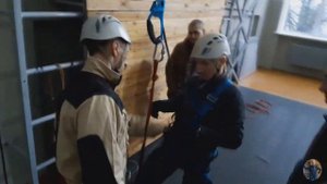 Курсы промышленного альпинизма.