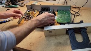 Marantz DV4200 - DISC DRIVE JAMMED