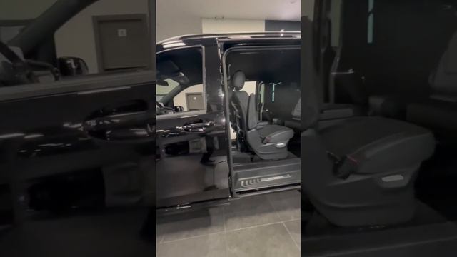 Сравнение цен на одинаковые модели Mercedes у разных дилеров в Москве