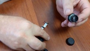 Замена батарейки во внешнем датчике давления в шинах