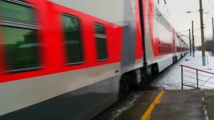 Электровоз ЭП1М-466 со скорым двухэтажным поездом 104В Москва - Адлер
