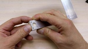 DIY. Станок для резки поролона и пенопласта. Foam rubber and polystyrene cutting table.