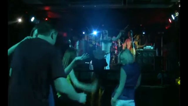 JACK & WOLFs - Get away (live in Relax) смотреть онлайн