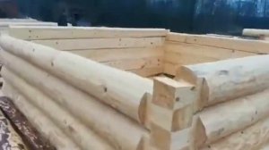 Сруб бани 4 на 4 с выпуском 2 м под террасу