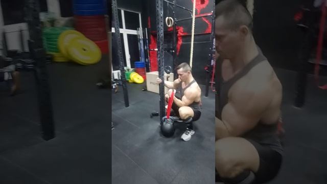 АЛЕКСЕЙ ШРЕДДЕР. ГИРЯ 57 КГ НА ЛУЧ! АРМРЕСТЛИНГ. ONE-HAND STRAP 3½-PUD KETTLEBELL HAMMER CURL.