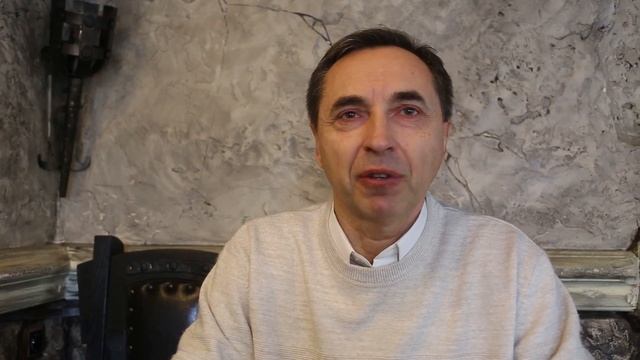 Кофе-брейк с преподавателем йоги Андреем Диченко 7 мин смотреть онлайн