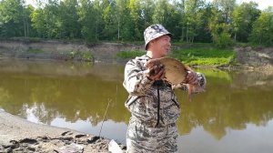 ОГРОМНЫЕ ЛЕЩИ ГНУТ КРЮЧКИ. ПОЙМАЛ ЗДОРОВЕННОГО ЛЕЩА. РЫБАЛКА НА ФИДЕР. ФИДЕРНАЯ РЫБАЛКА 2023. ЛЕЩ