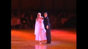 МОЛОДЦЫ КРАСИВО ТАНЦУЮТ! СЕМЕЙНАЯ ПАРА !