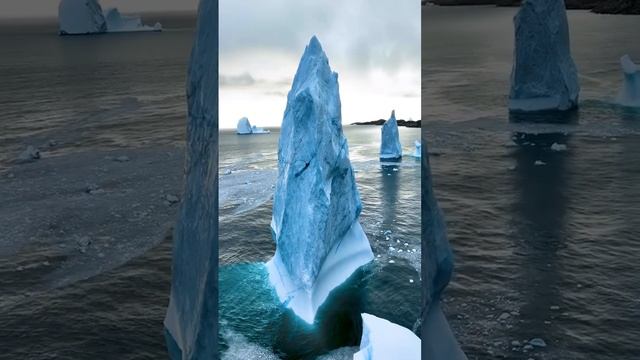 Гренландия — крупнейший остров Земли, цепляющий своими айсбергами.