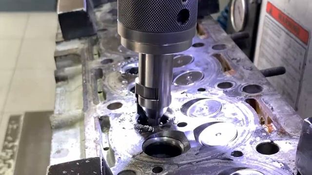 Відновлення фаски сідла клапана Форум-Авто м. Чернівці смотреть онлайн