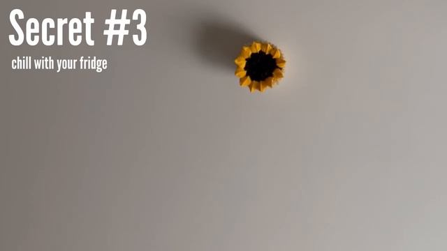 6 SECRETS How to Make Buttercream Flowers - SUNFLOWERS 🌻 Pipe Frosting Flowers on a Cupcake or Cake