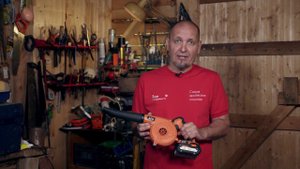 Обзор аккумуляторной воздуходувки AEG BGE18-0