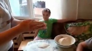 чебуреки с сыром из слоёного теста