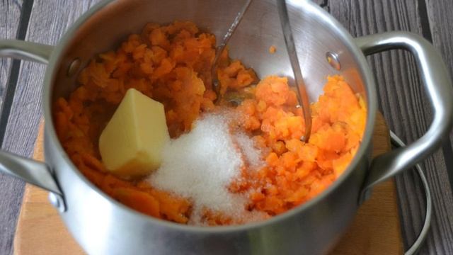 Морковные шаньги