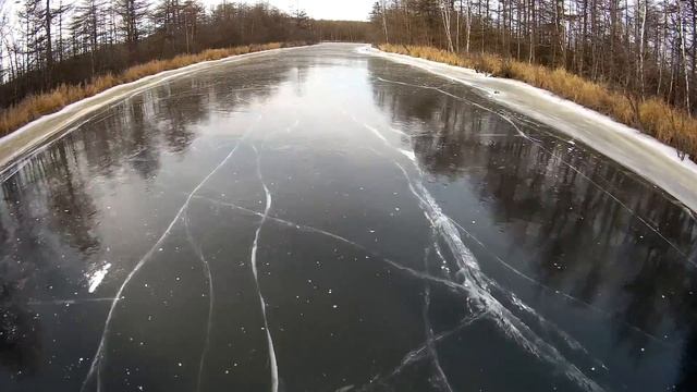 2018. Река Малая Дюанка. На велосипеде по льду. Ванинский район.