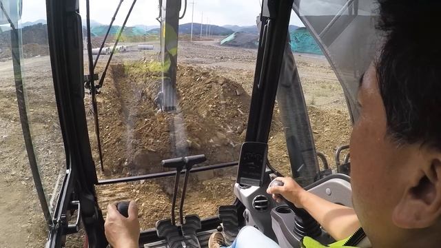 Volvo EC210D - Fuel efficiency смотреть онлайн