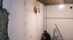 Ремонт в пристройке. Монтирую профиля под гипсокартон.
