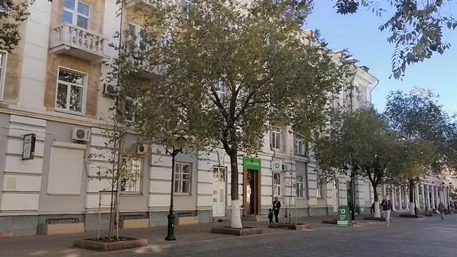 Два здания прошлого века в Оренбурге Сталинский ампир и конструктивизм