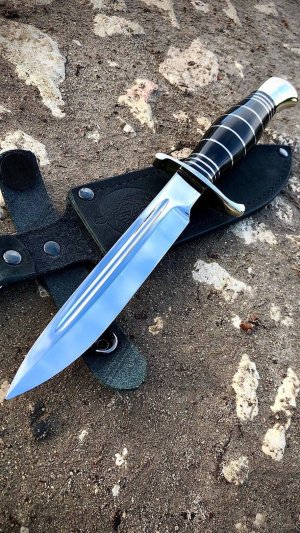 Финка в суровом строгом стиле «СМЕРШ»