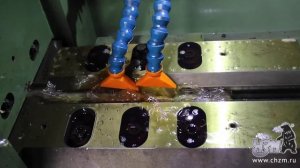 Работа резьбонарезного станка