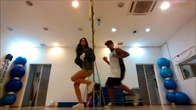 Javi Cañas & Elena Gómez - Soma Fitnessco promo смотреть онлайн