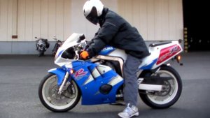 SUZUKI GSX R400R GK76A 1993 1602210796 ｔ