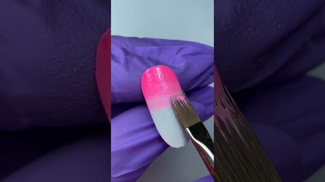КАК СДЕЛАТЬ ПЕРЕХОД #курсыманикюра #ногти #nailart #градиентнаногтях #градиент #обучениеманикюру