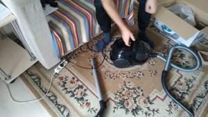 Пылесос Bosch BGS1K330 - распаковка, описание, отзыв.