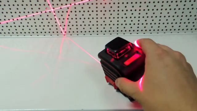 Лазерные нивелиры на 360 градусов. Bosch GLL 2-20 / ADA Cube 360 / INSTRUMAX 360 RE смотреть онлайн