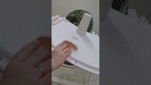 Стульчик для кормления Happy Baby Berny V2