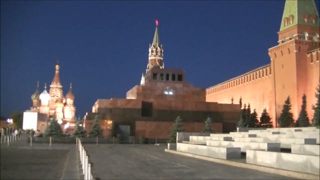 Куда необходимо переместить Мавзолей Ленина и Некрополь у Кремлёвской стены? смотреть онлайн