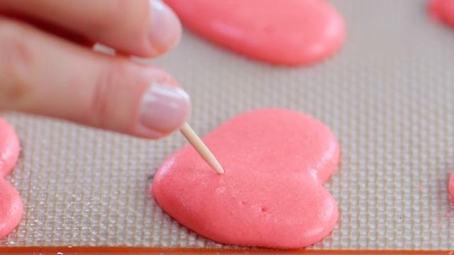 How To Make Perfect Heart Macarons with Lemon Buttercream | Perfect Macaron Recipe смотреть онлайн
