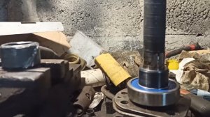 Протягиваю тормоза , ремонт полуосей Москвич 2137/2140/412