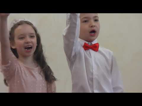 Выпускной в Серовском детском саду № 38 Елочка. 27.05.2022 смотреть онлайн