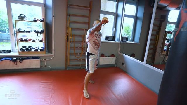 Как увеличить силу удара, комплекс упражнений с резиновыми петлями смотреть онлайн