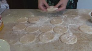 Пирожки с яйцом и грибами