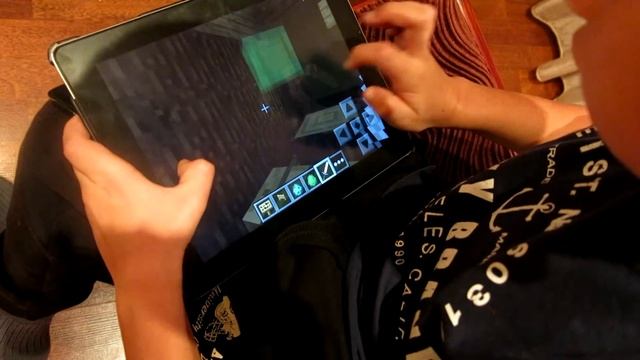 Майнкрафт красный моб смотреть онлайн