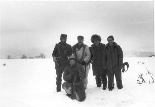 Русские добровольцы  на горе Заглавак, конец марта 1993 года.
