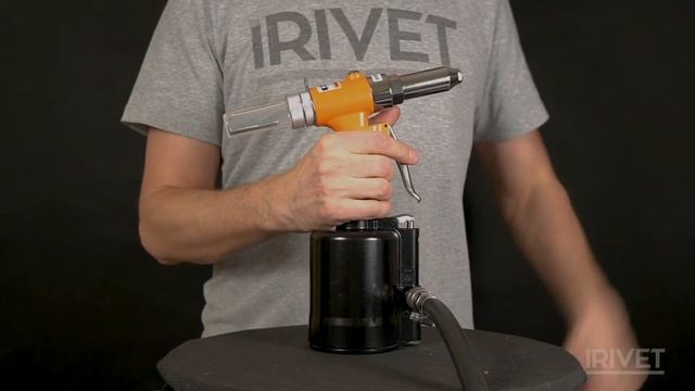 AIRPRO SA8808 - пневмо-гидравлический заклёпочник для установки вытяжных заклёпок Ø 2.4 - 6.4 mm смотреть онлайн