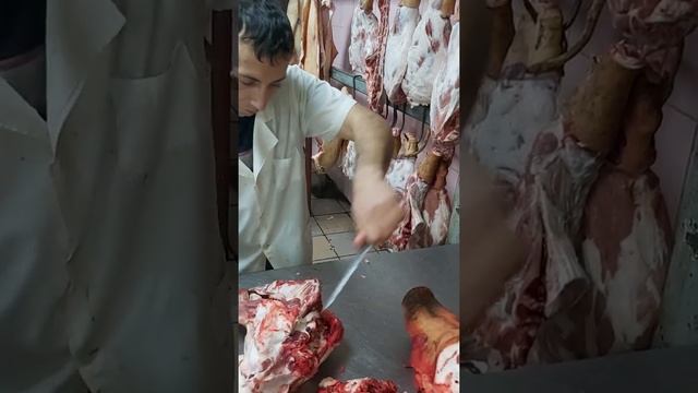 Обвалка свинной головы смотреть онлайн